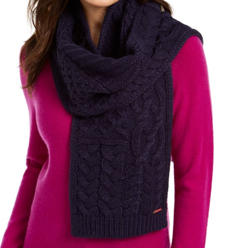 Michael Kors Diamond Cable Muffler Scarf - Picture 1 of 2